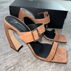Giuseppe Zanotti Musa Suede sandals